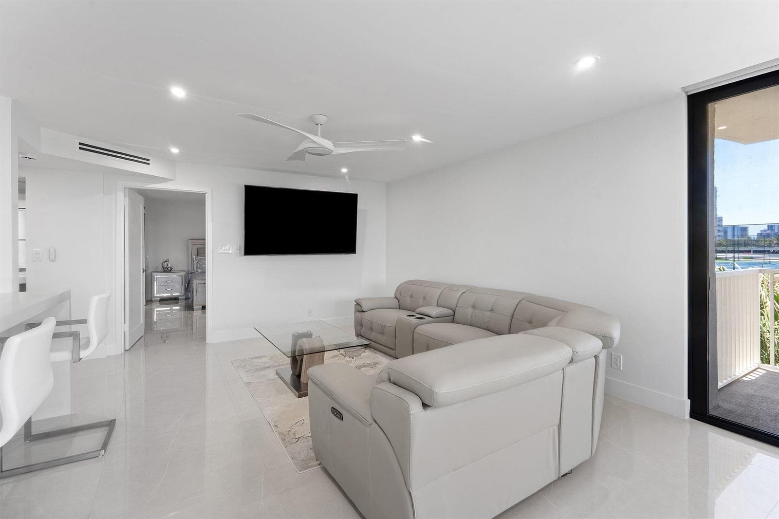 5480 N Ocean Drive B1c photo 11