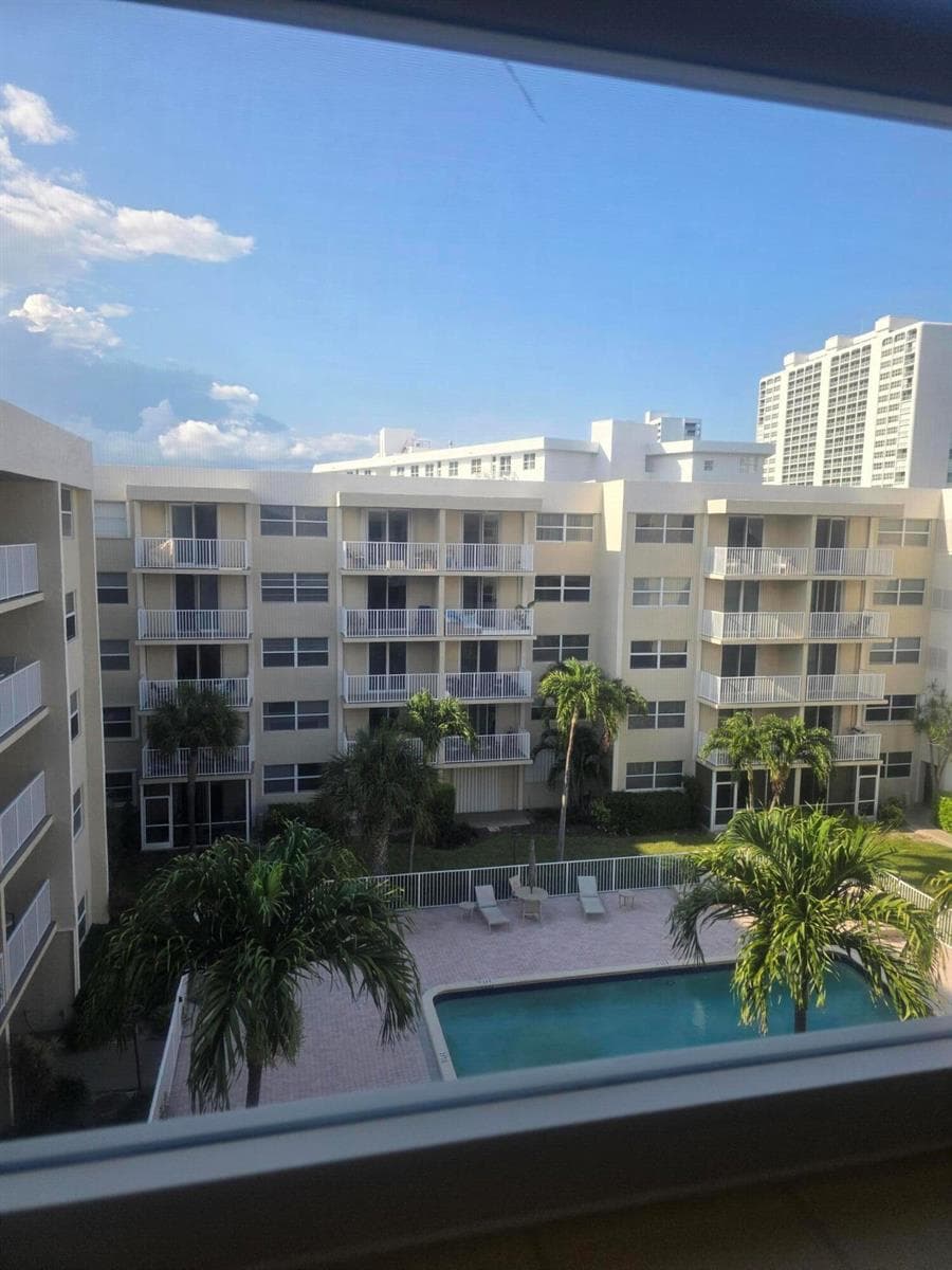 2929 S Ocean Boulevard 5060 photo 5