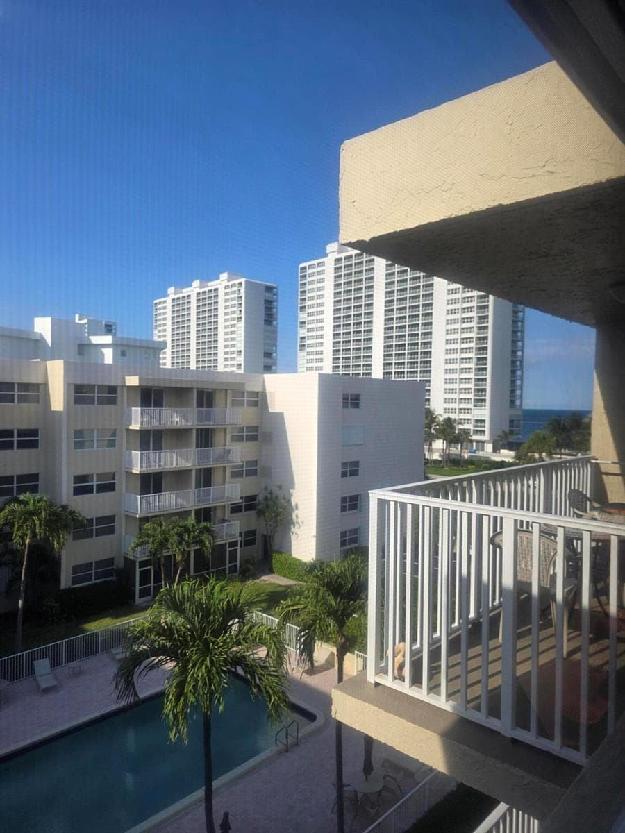 2929 S Ocean Boulevard 5060 photo 8