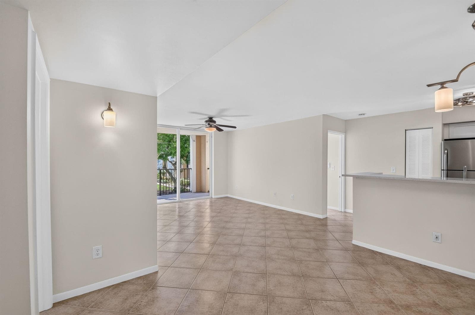 107 Yacht Club Way 208 photo 2