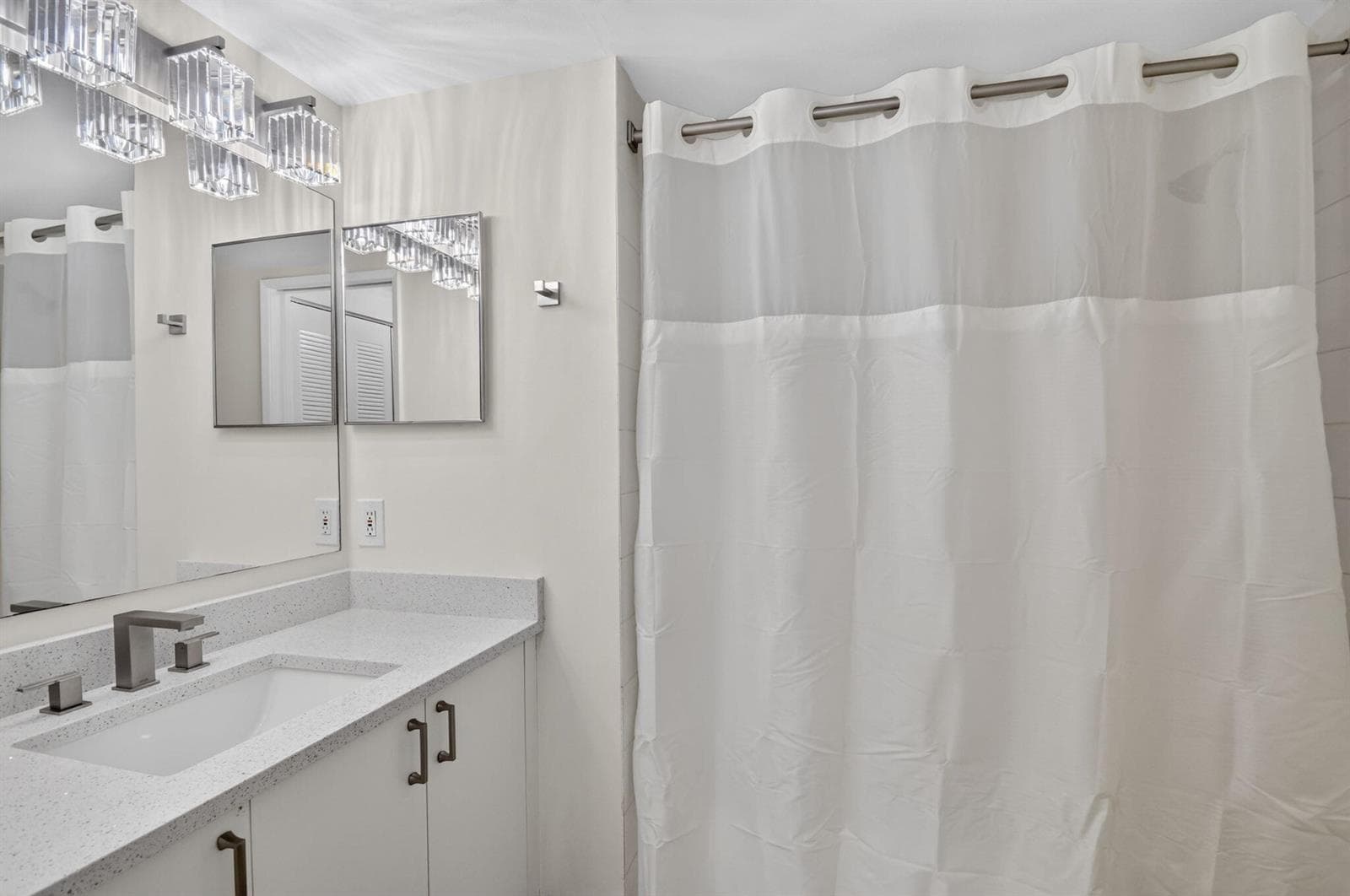 107 Yacht Club Way 208 photo 20