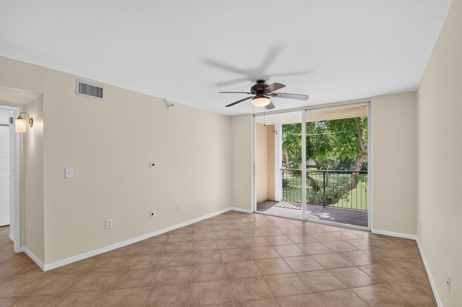 107 Yacht Club Way 208 photo 9