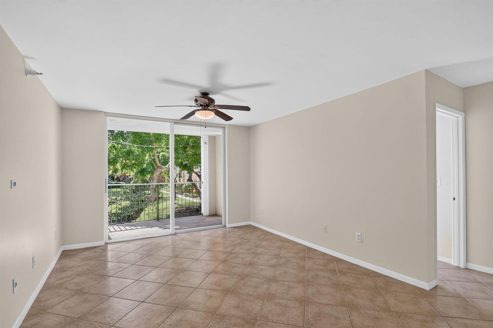 107 Yacht Club Way 208 photo 11
