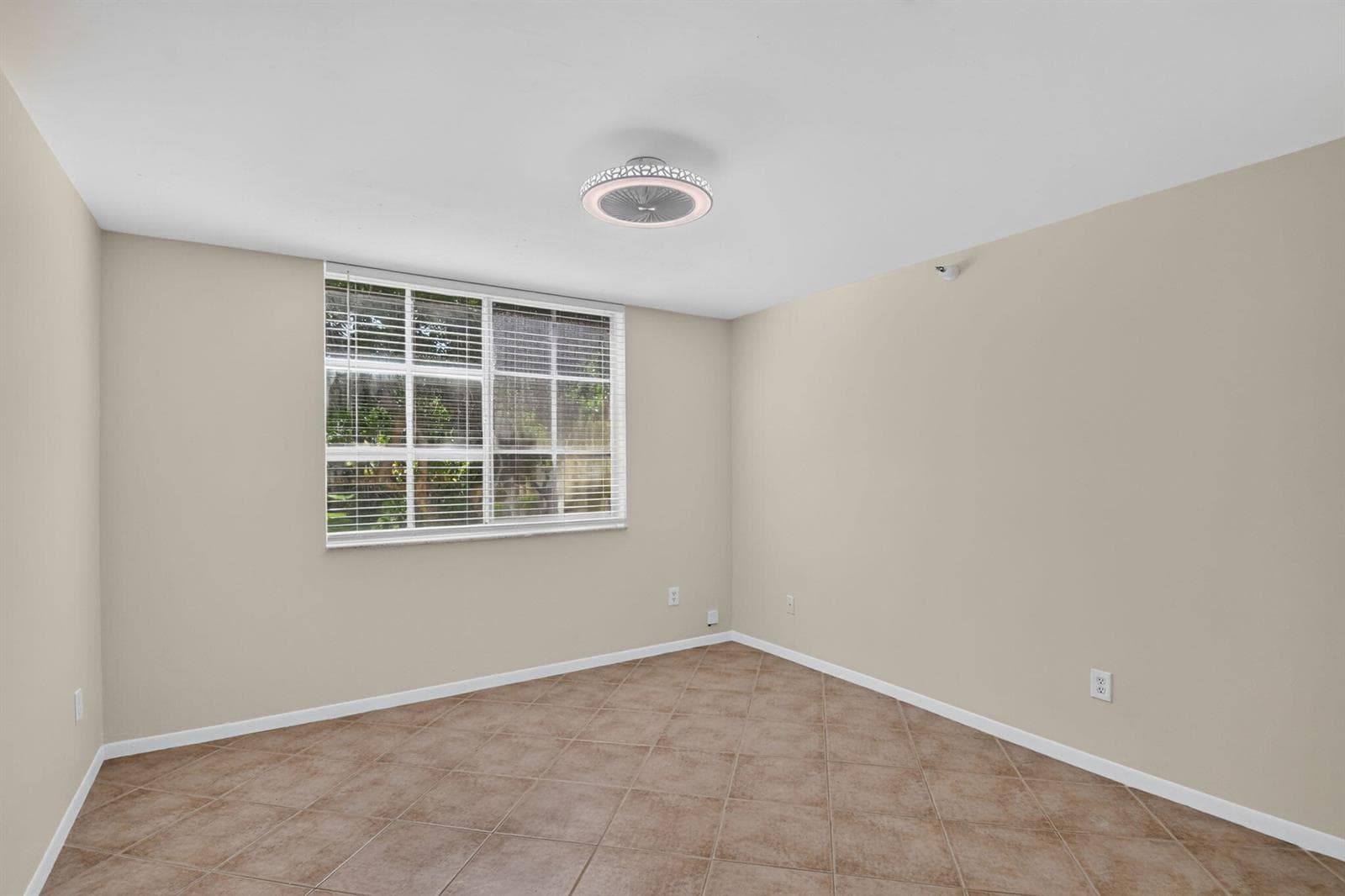 107 Yacht Club Way 208 photo 19