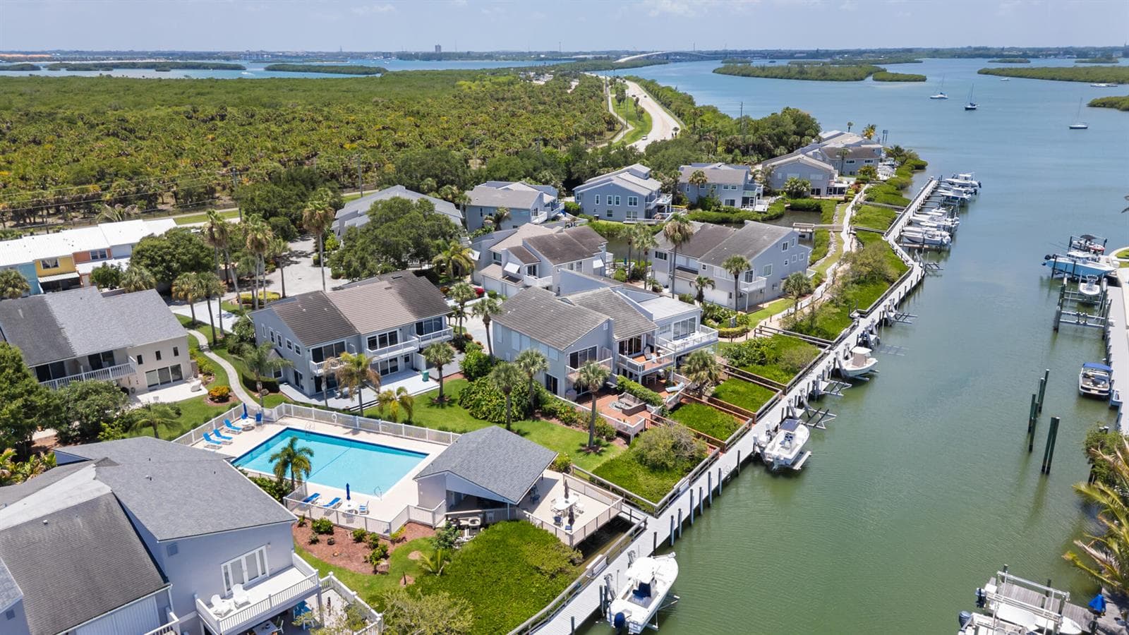 2488 Harbour Cove Drive photo 6