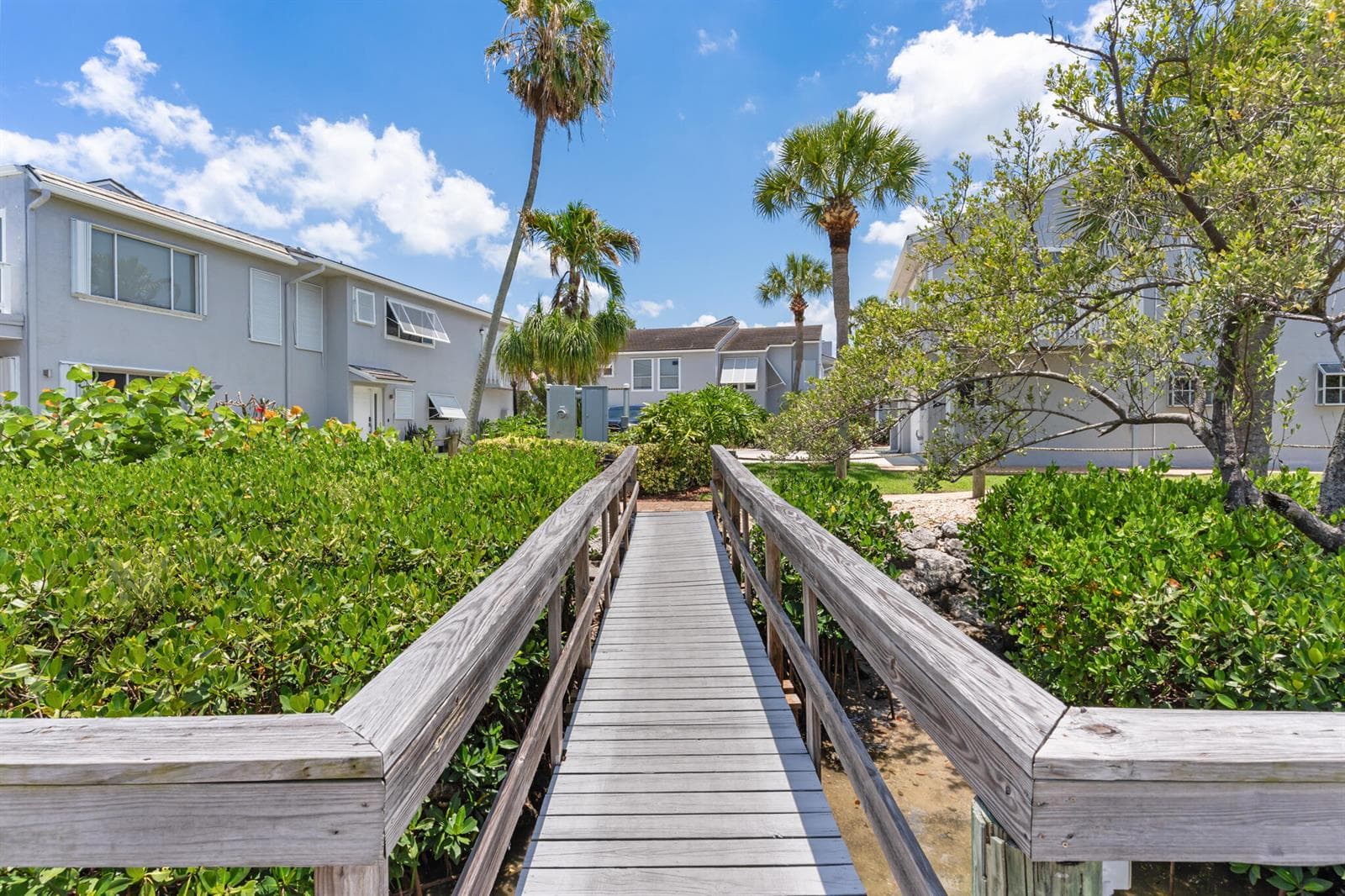 2488 Harbour Cove Drive photo 9
