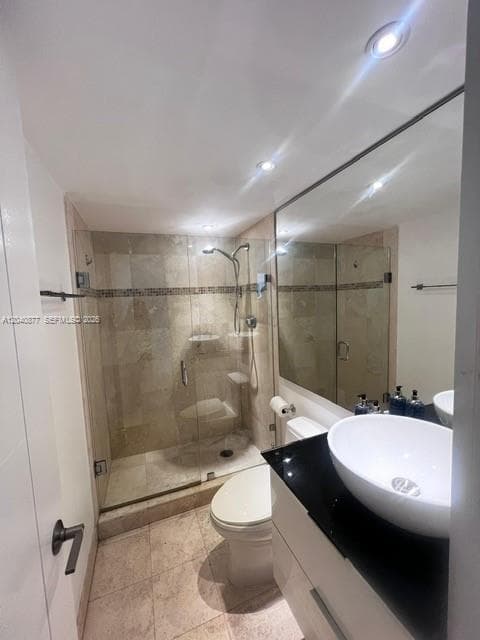 600 NE 36 1706 photo 16