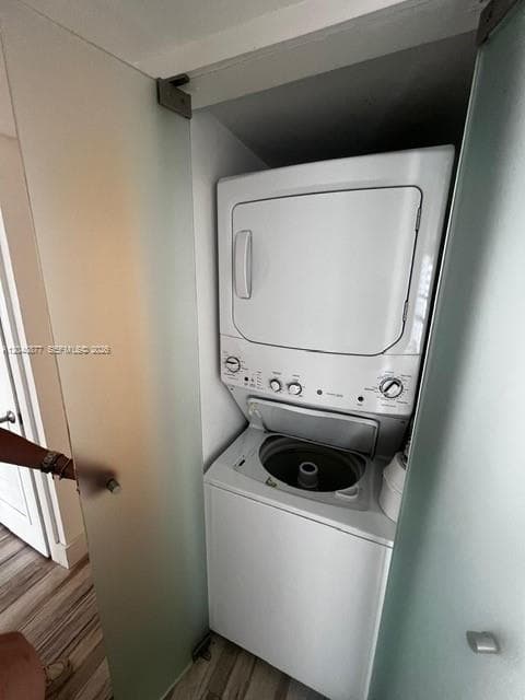 600 NE 36 1706 photo 7