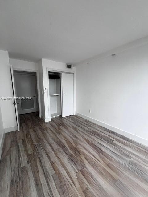 600 NE 36 1706 photo 14
