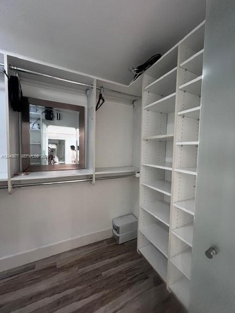 600 NE 36 1706 photo 11