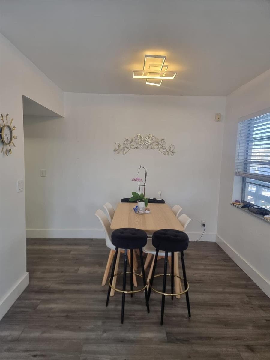 2100 Diana Drive 310 photo 13