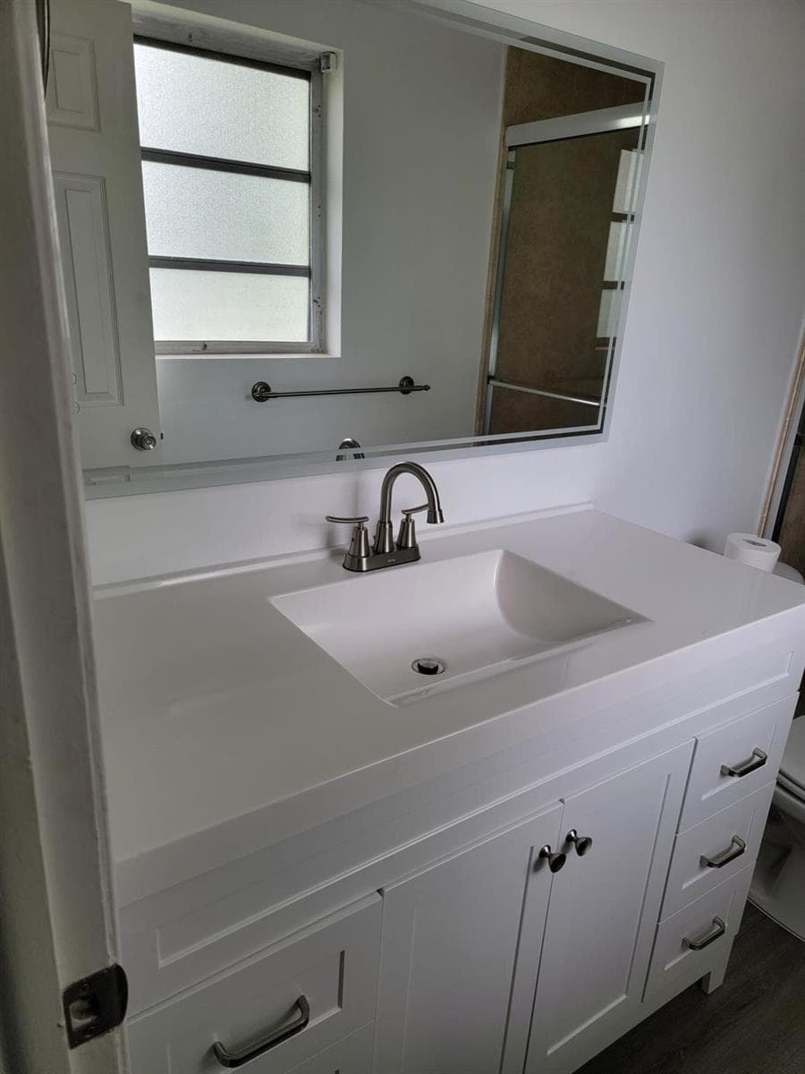 2100 Diana Drive 310 photo 3