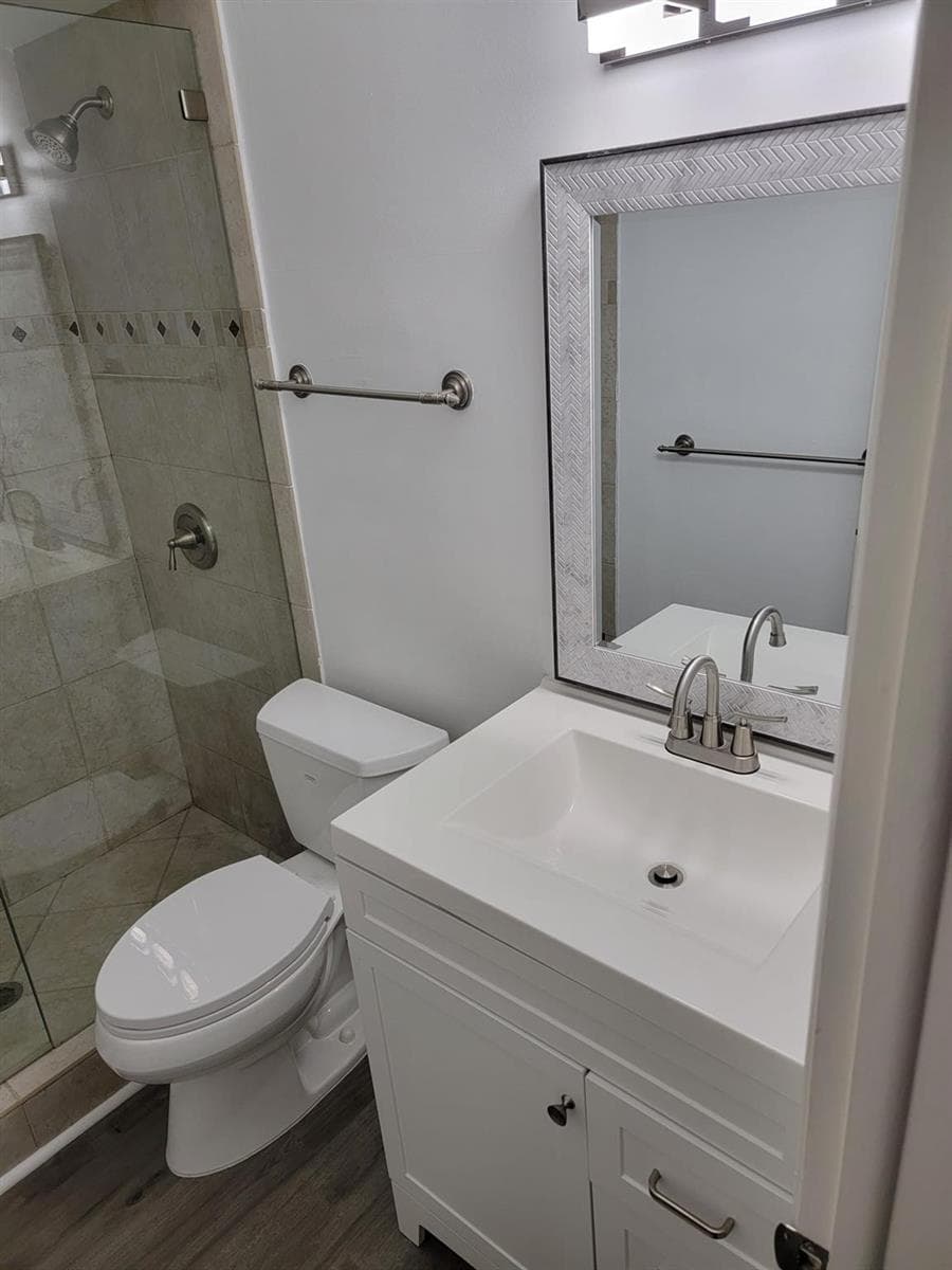 2100 Diana Drive 310 photo 5