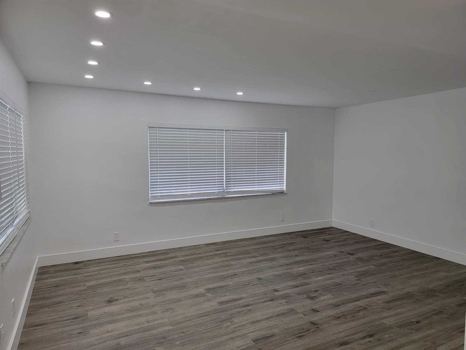 2100 Diana Drive 310 photo 8