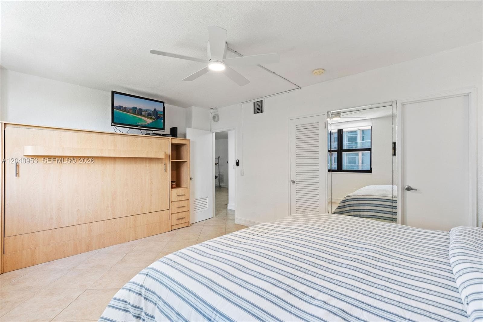 10185 Collins Ave 521 photo 16