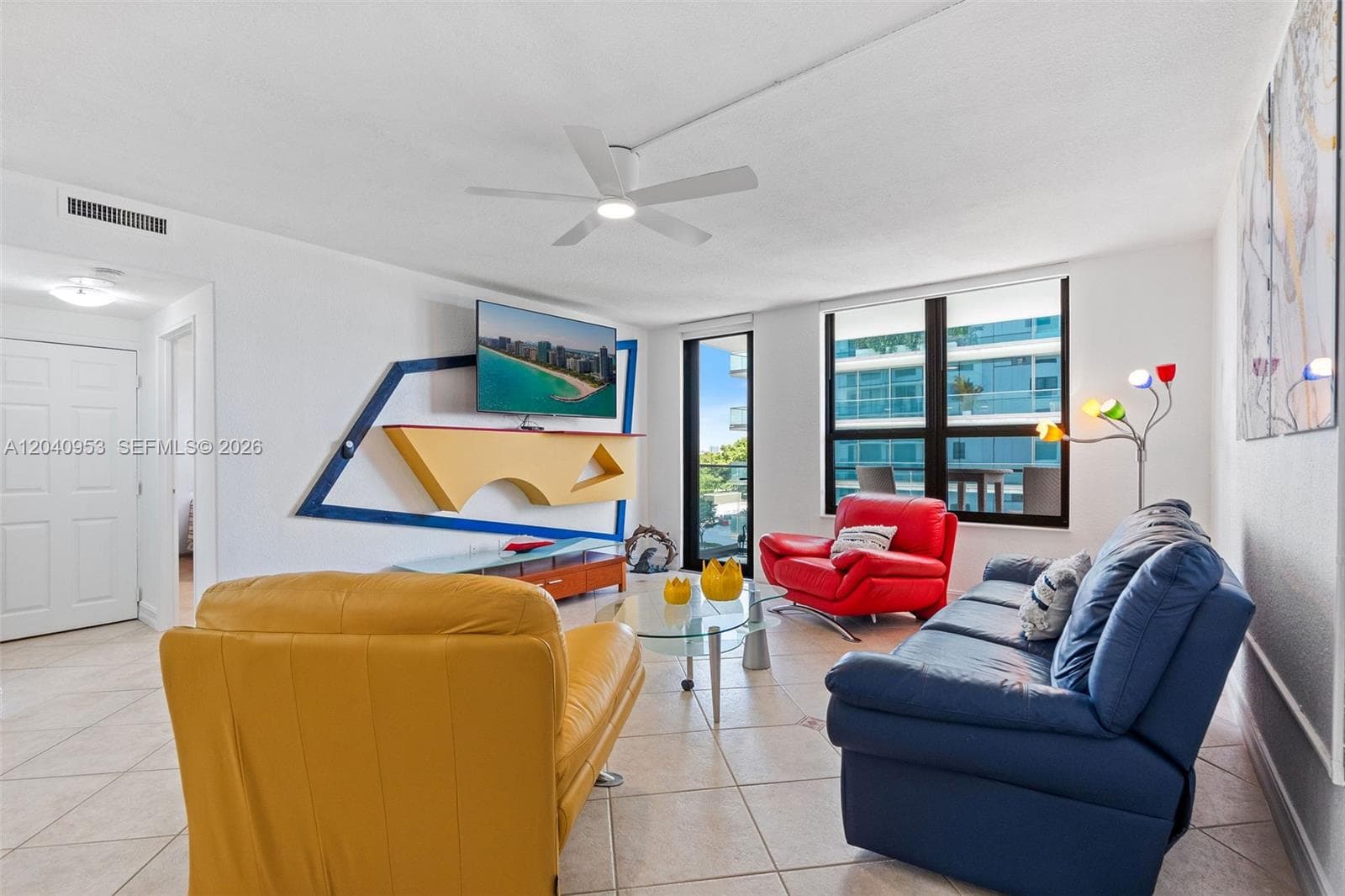 10185 Collins Ave 521 photo 5