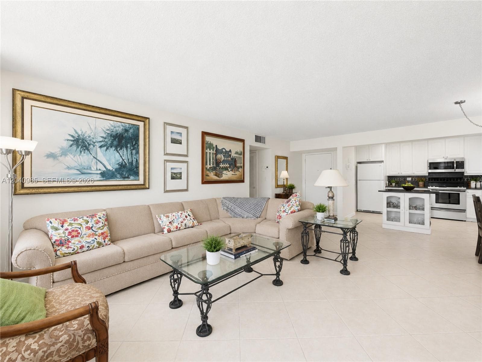 1817 S Ocean Dr 620 photo 6