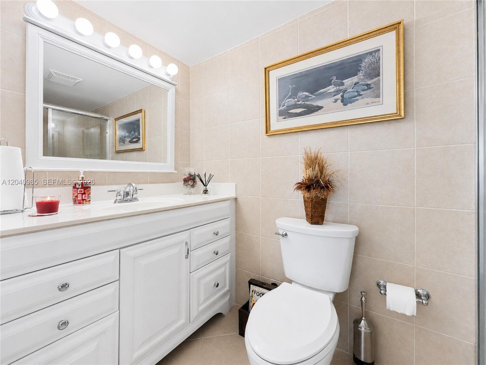 1817 S Ocean Dr 620 photo 17