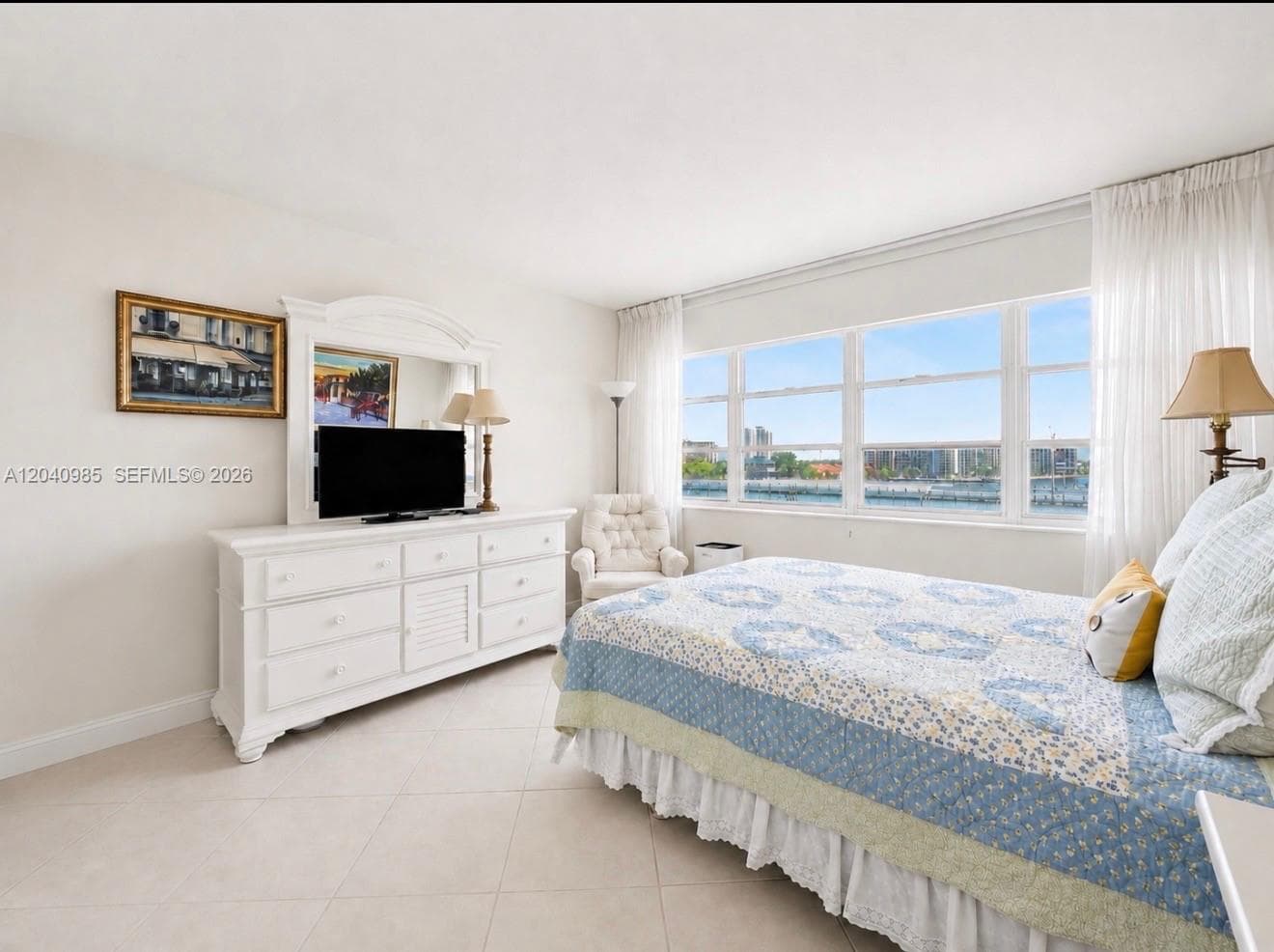 1817 S Ocean Dr 620 photo 12