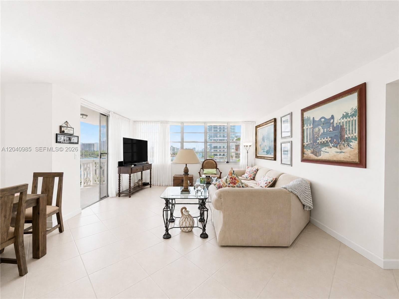 1817 S Ocean Dr 620 photo 7
