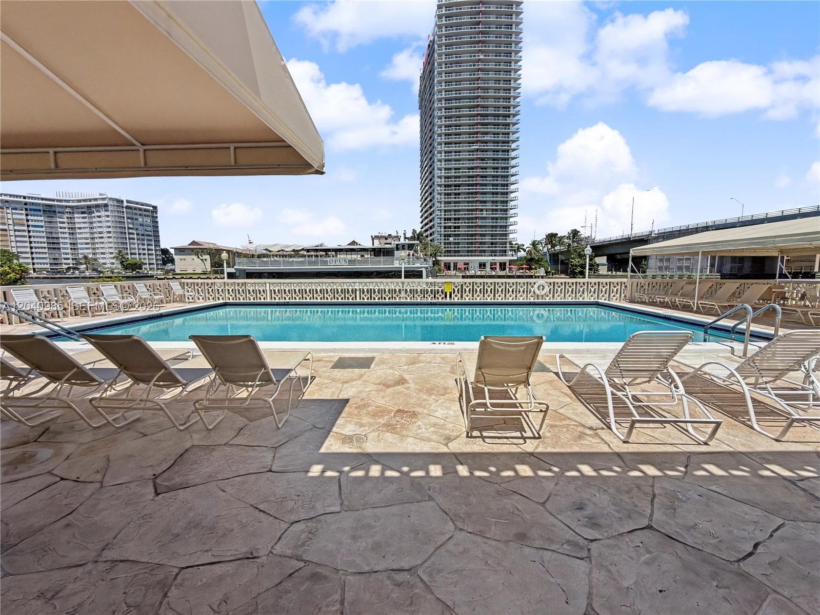 1817 S Ocean Dr 620 photo 20