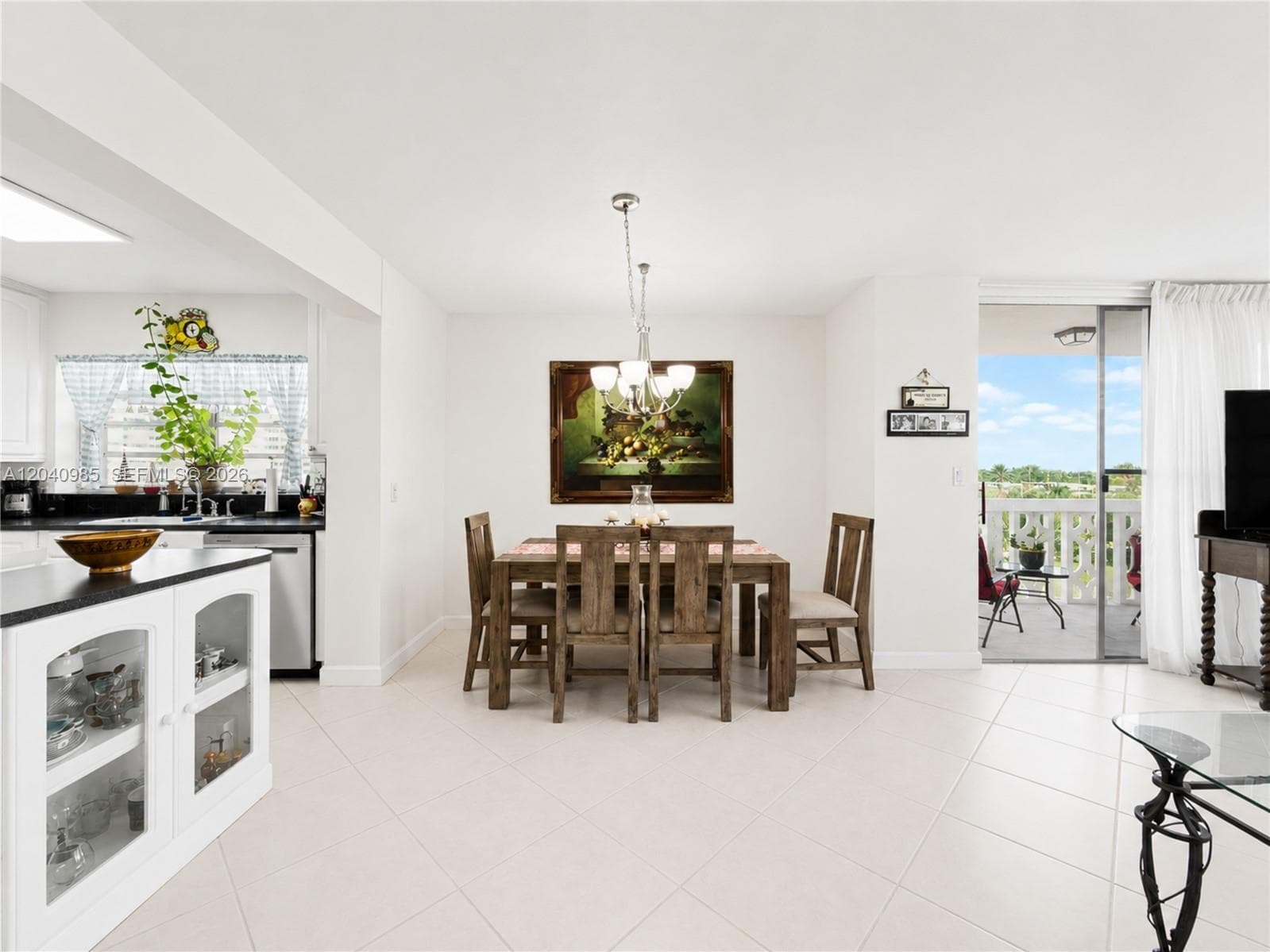 1817 S Ocean Dr 620 photo 9