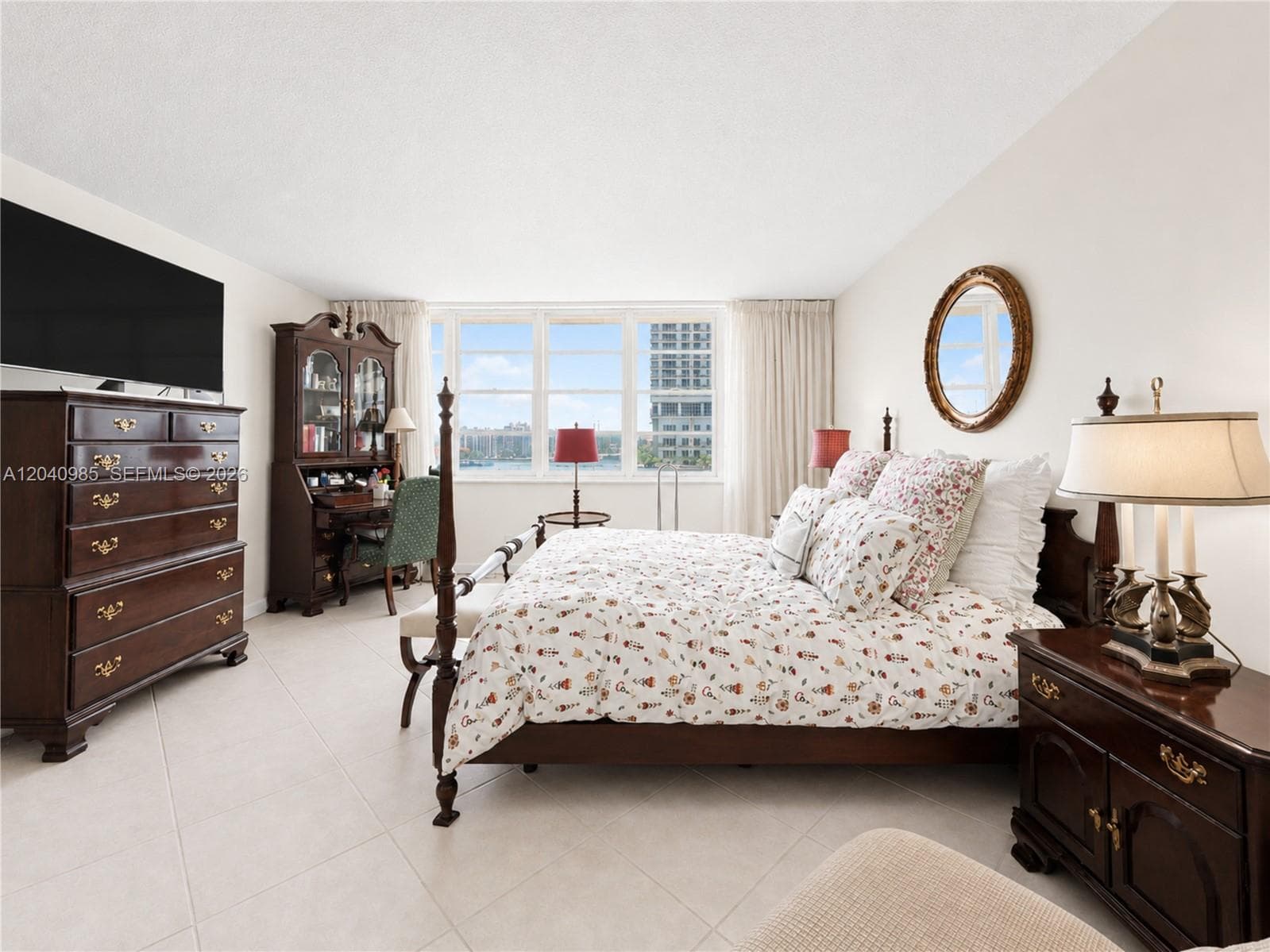 1817 S Ocean Dr 620 photo 14