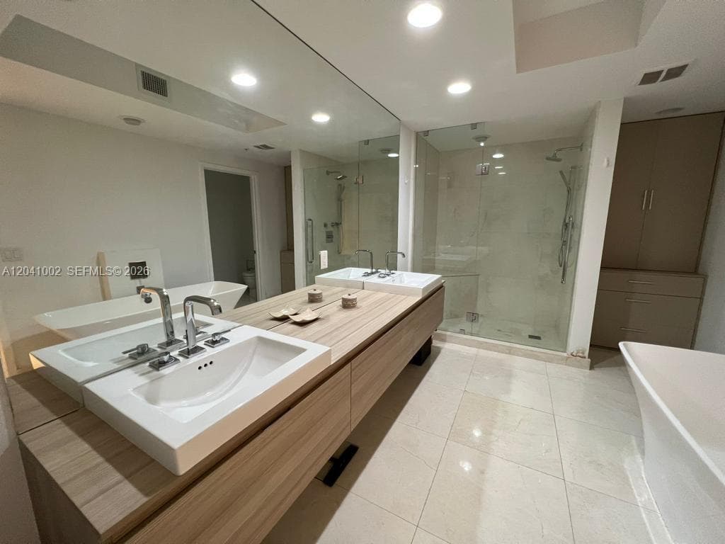 17301 Biscayne Blvd 206 photo 7
