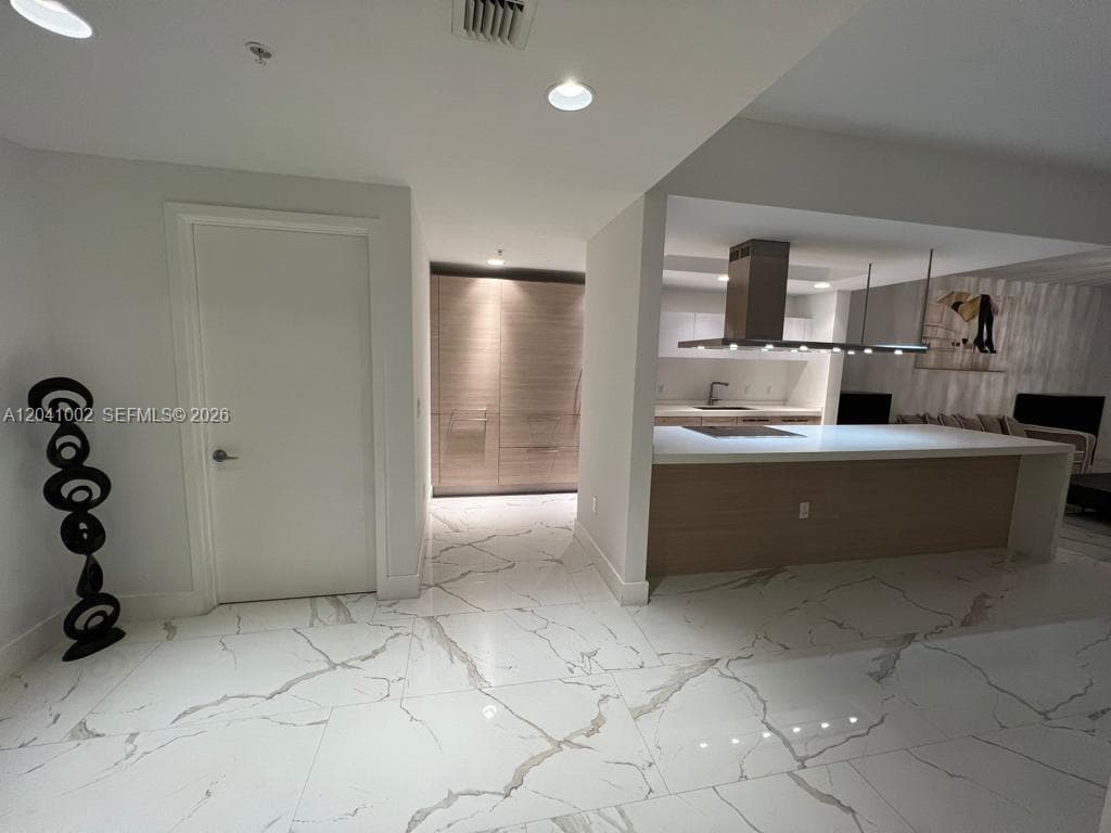 17301 Biscayne Blvd 206 photo 5