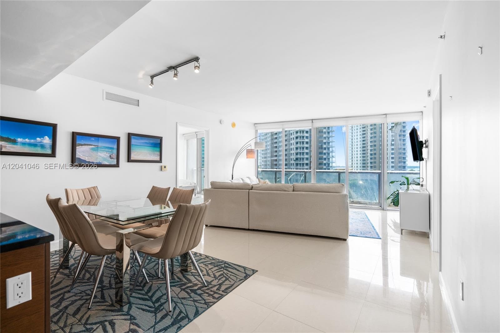 495 Brickell Ave BAY807 photo 6