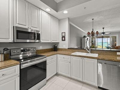 4 Harbour Isle Drive E 106 photo 5