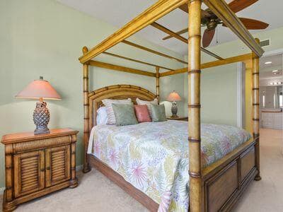 4 Harbour Isle Drive E 106 photo 24