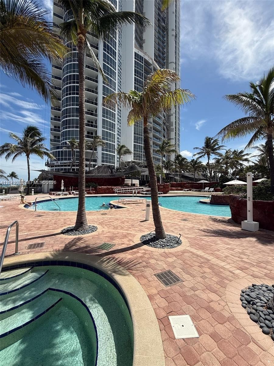 18201 E Collins Ave 5009 photo 24
