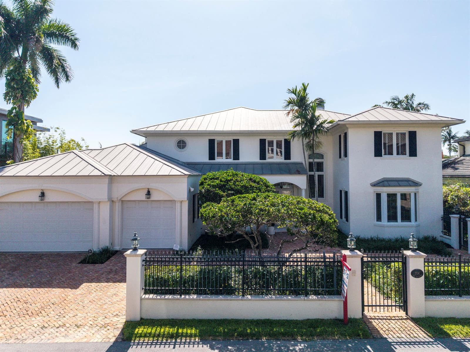 704 Isle Of Palms Drive 1