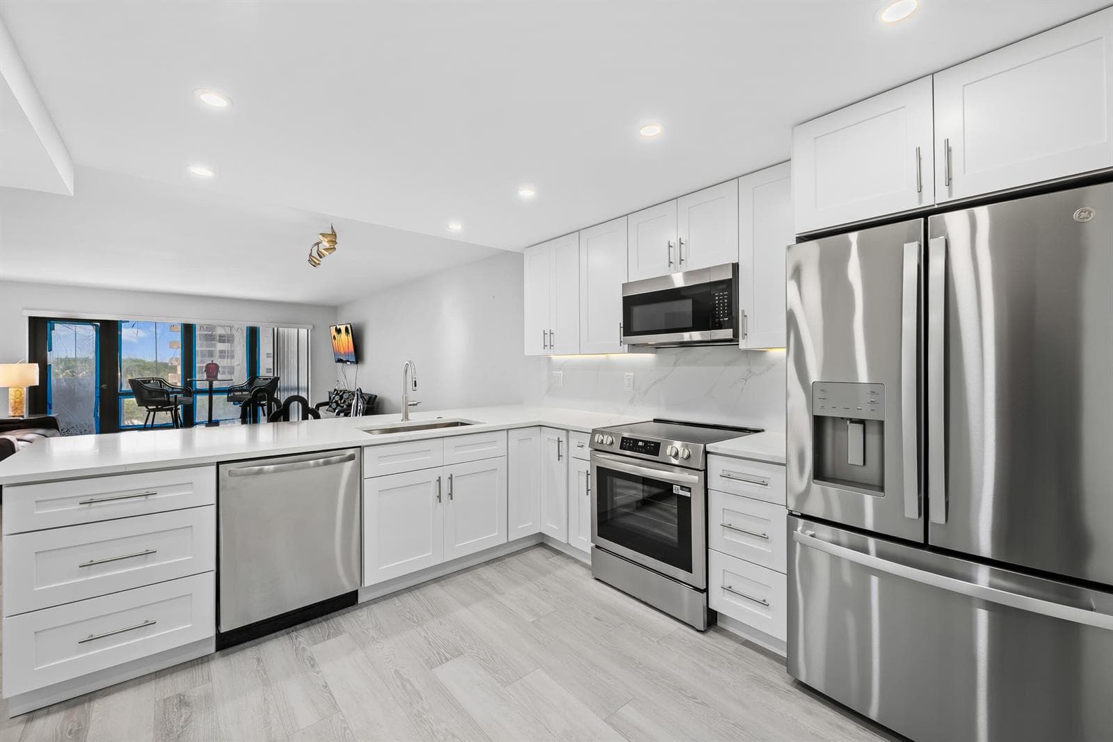 5100 N Ocean Boulevard 502 photo 1