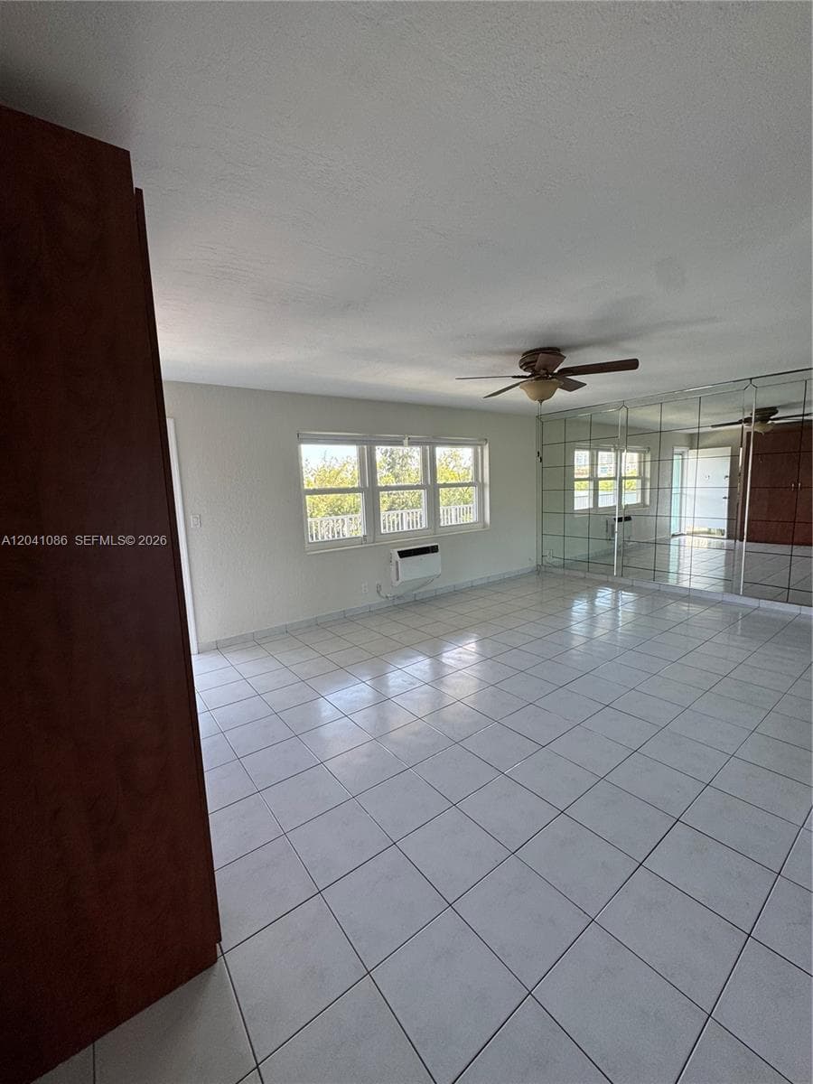 3922 NE 166th St S306 photo 13