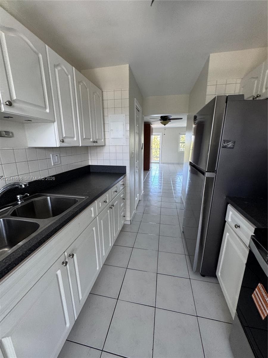 3922 NE 166th St S306 photo 7