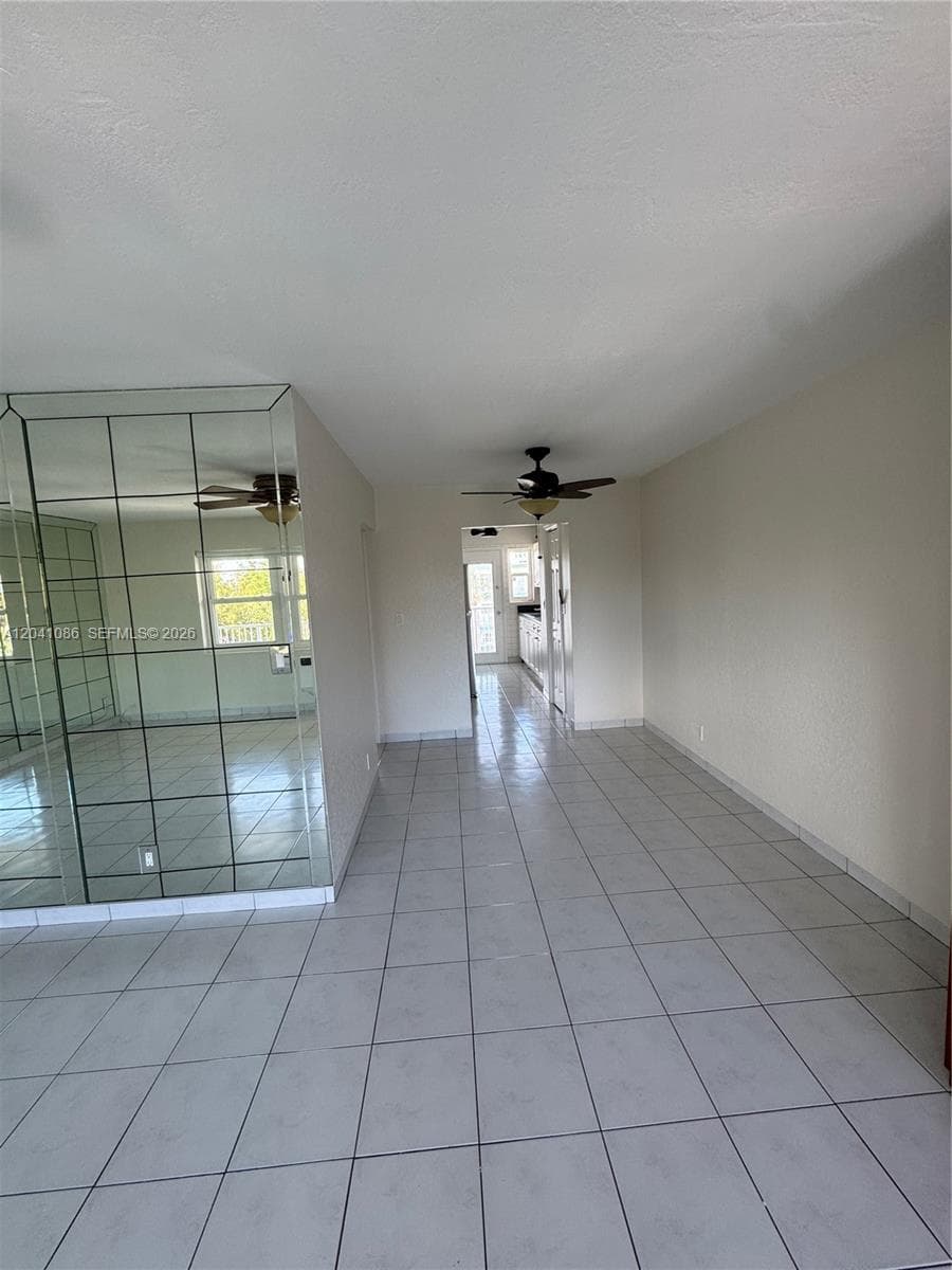 3922 NE 166th St S306 photo 9