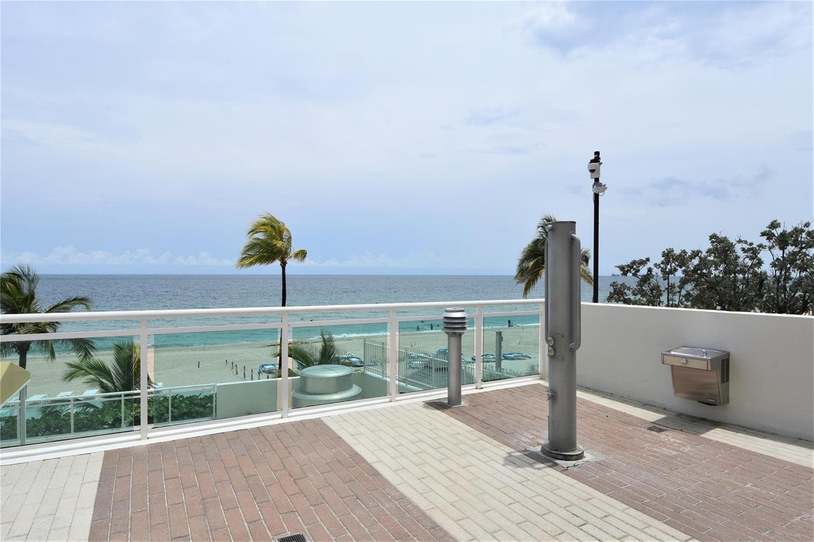 3900 Galt Ocean Drive 810 photo 13