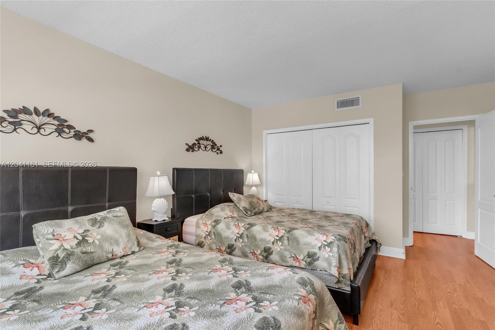 3725 S Ocean Dr 422 photo 21