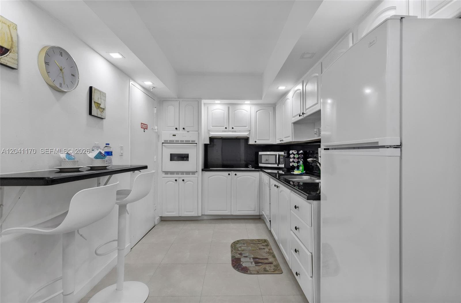 3901 S Ocean Dr 8C photo 3