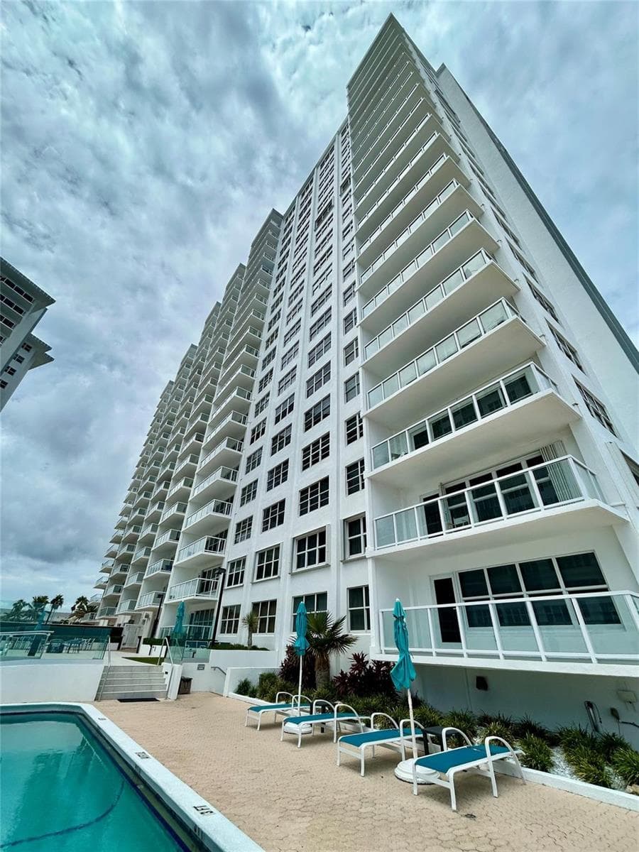 3750 Galt Ocean Drive 1803 photo 17