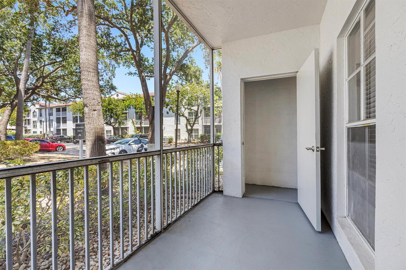 17900 NE 31st Court 2302 photo 22