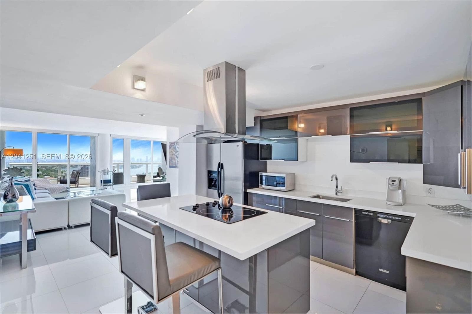 1717 N Bayshore Dr D-3931 photo 6