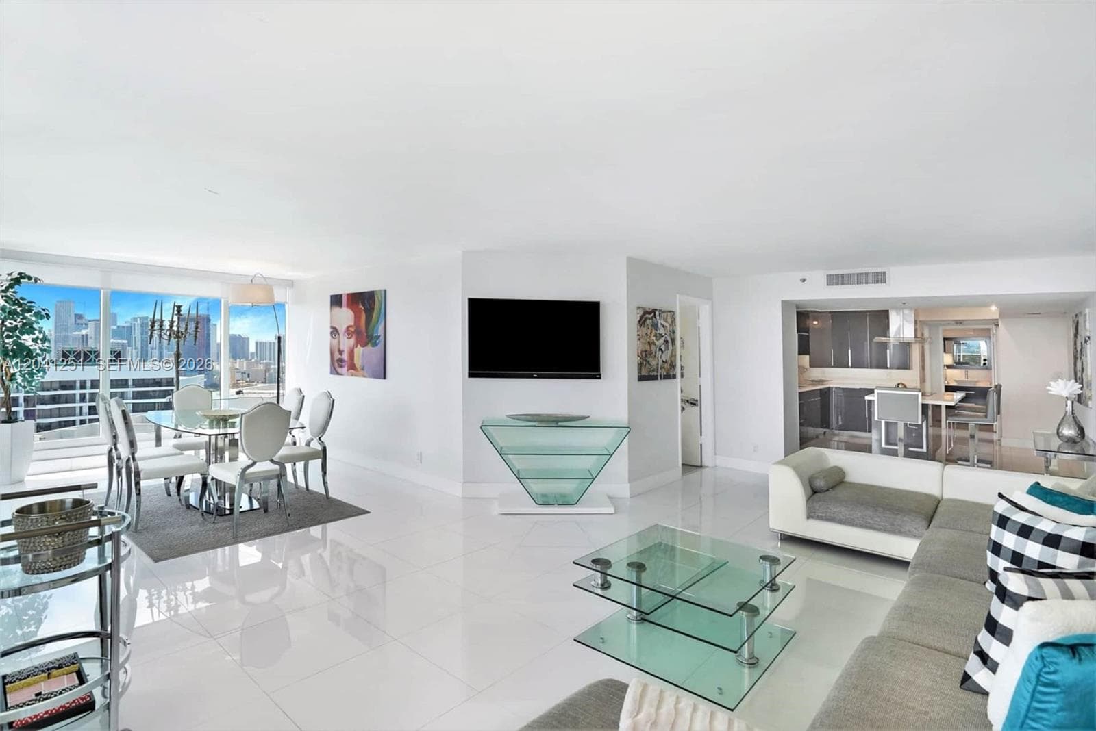 1717 N Bayshore Dr D-3931 photo 4