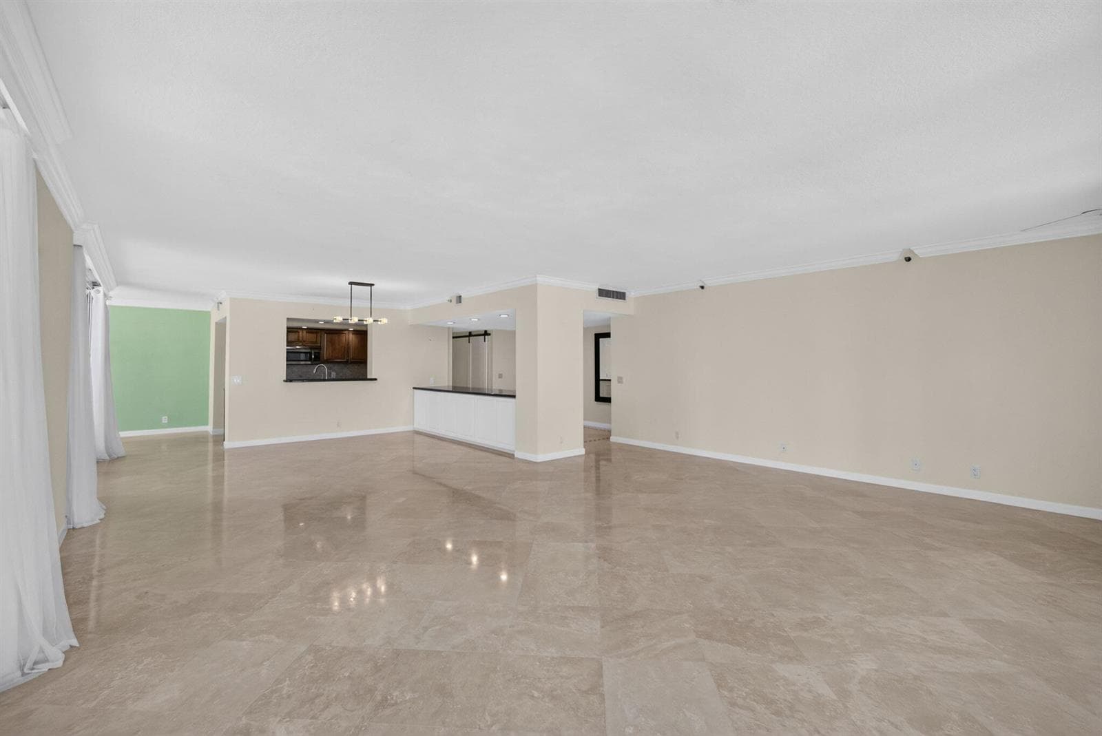4000 N Ocean Drive 403 photo 12