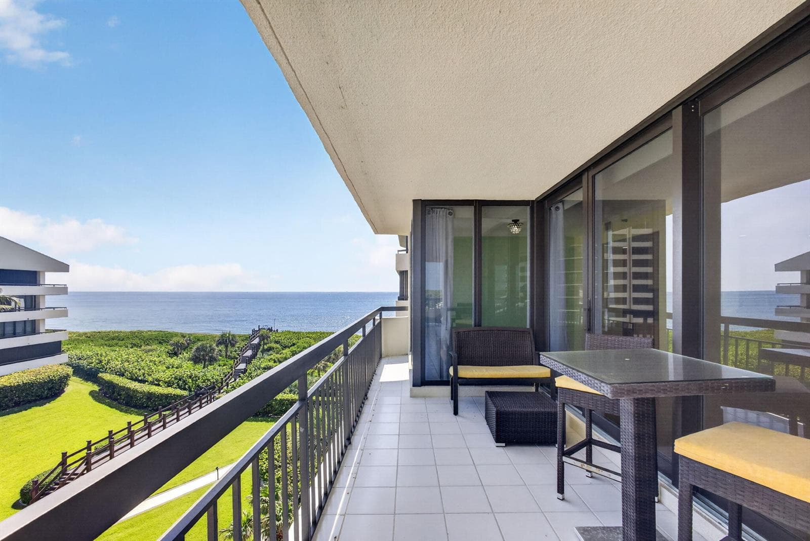 4000 N Ocean Drive 403 photo 3