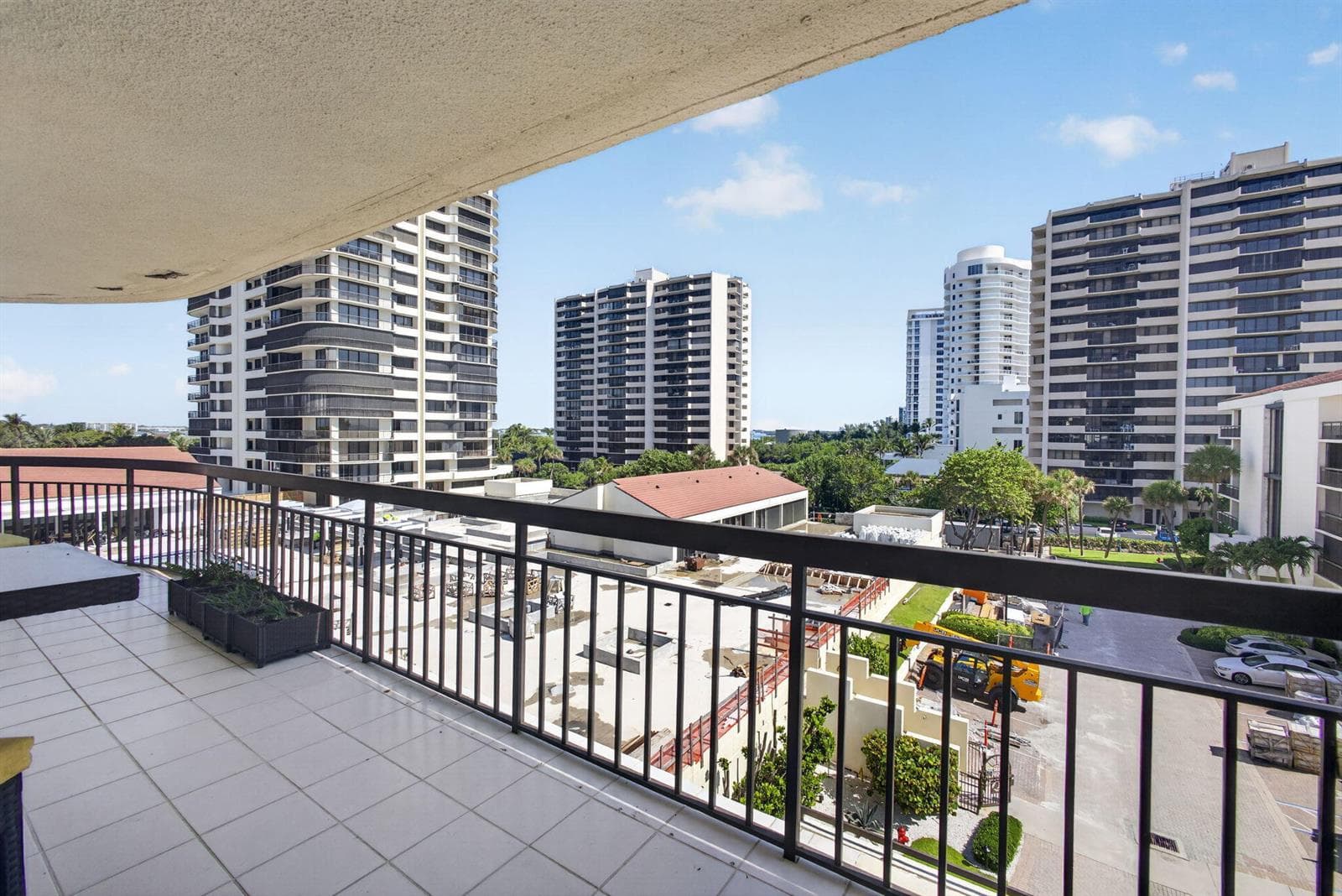 4000 N Ocean Drive 403 photo 5