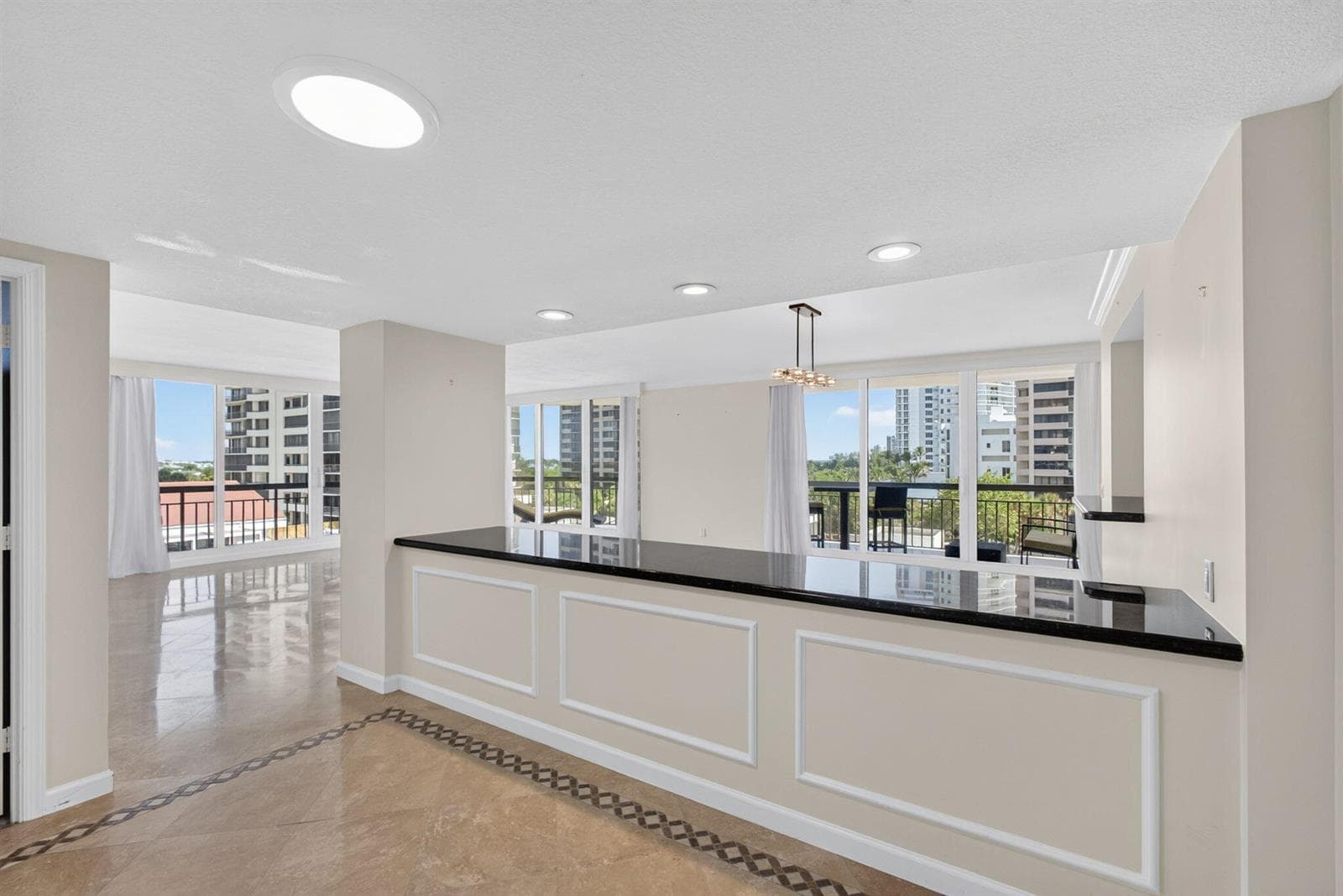 4000 N Ocean Drive 403 photo 10