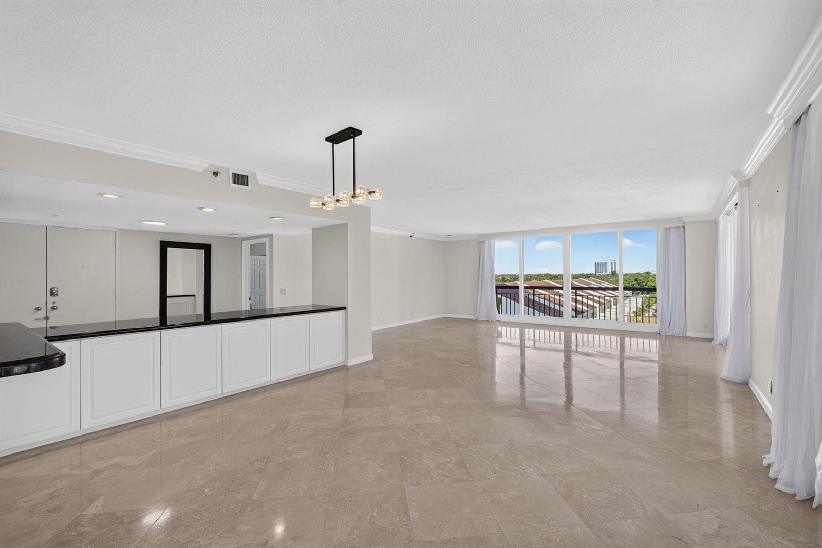 4000 N Ocean Drive 403 photo 15